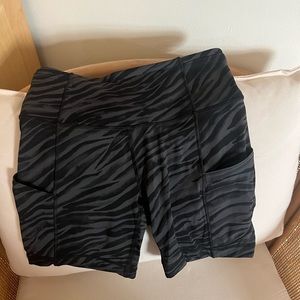 Fast and free lululemon biker shorts